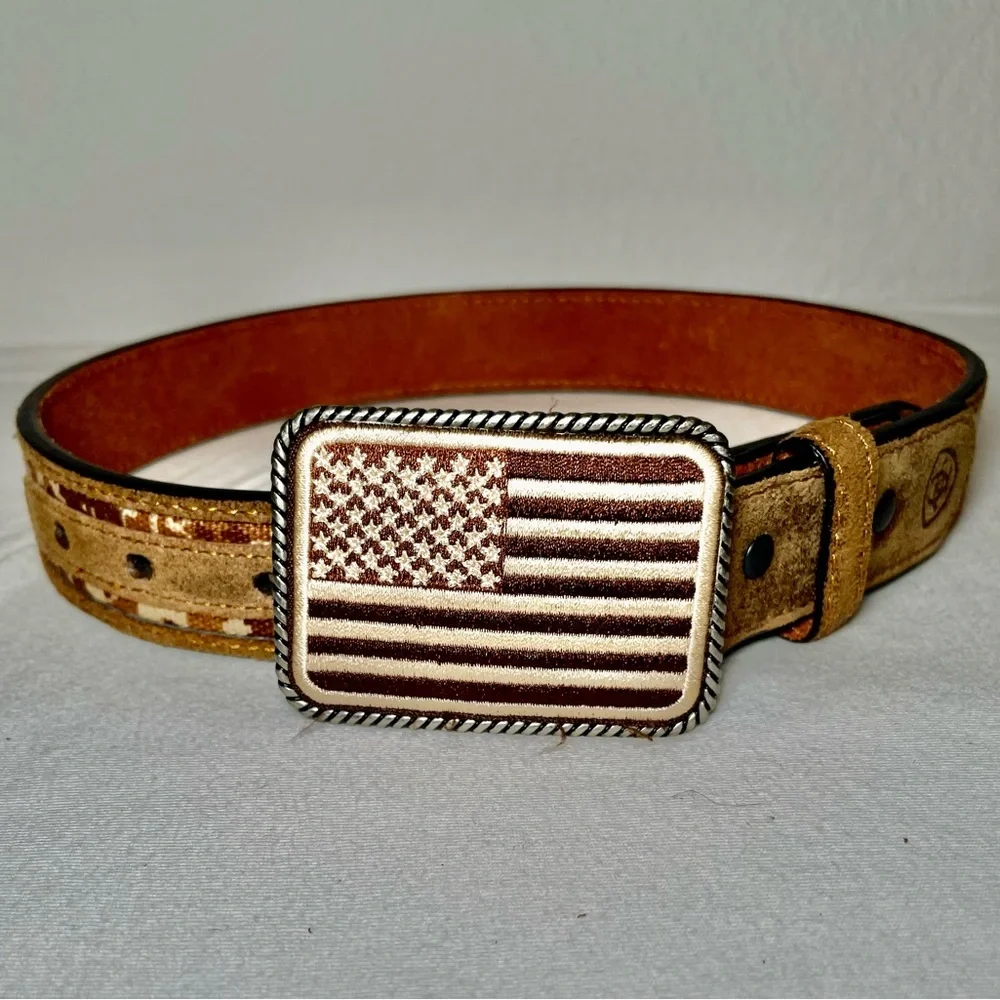 ARIAT Flag buckle camo belt